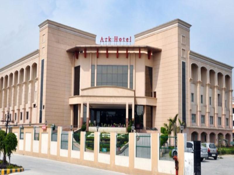 Hotel Ark Continental Rudrapur מראה חיצוני תמונה